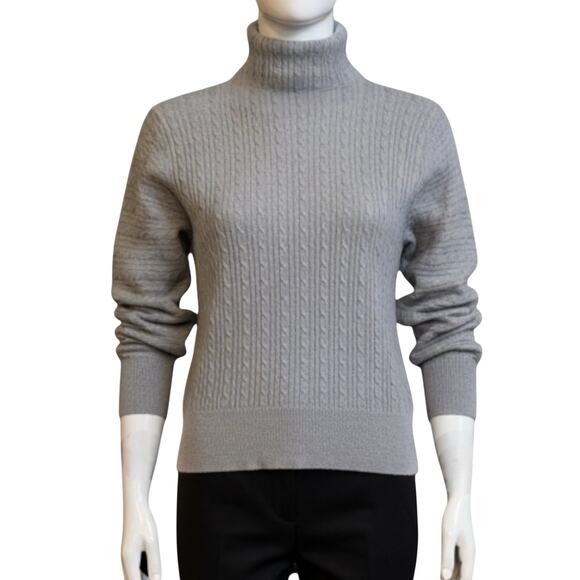 Tahari Sweaters - Tahari Gray‎ Cable Knit Mock Neck Sweater Women’s Long Sleeve Classic Cozy- M